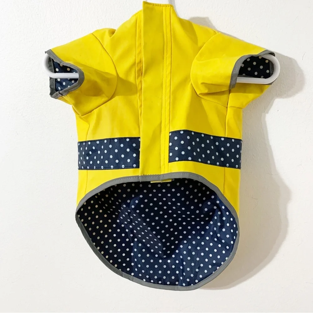 Good2Go Petco Reversible Dog Raincoat Hood Waterproof Leash Hole Polka Dot🟡🔵⚪️
